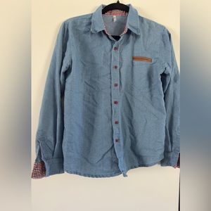 Men’s button up dress shirt